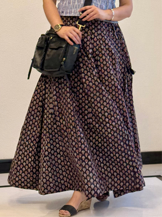 High Flare Skirt Black