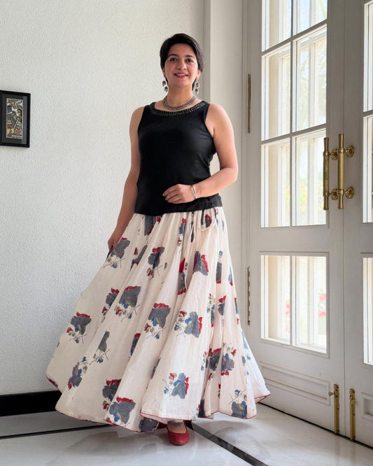 High Flare Skirt White Sanganeri