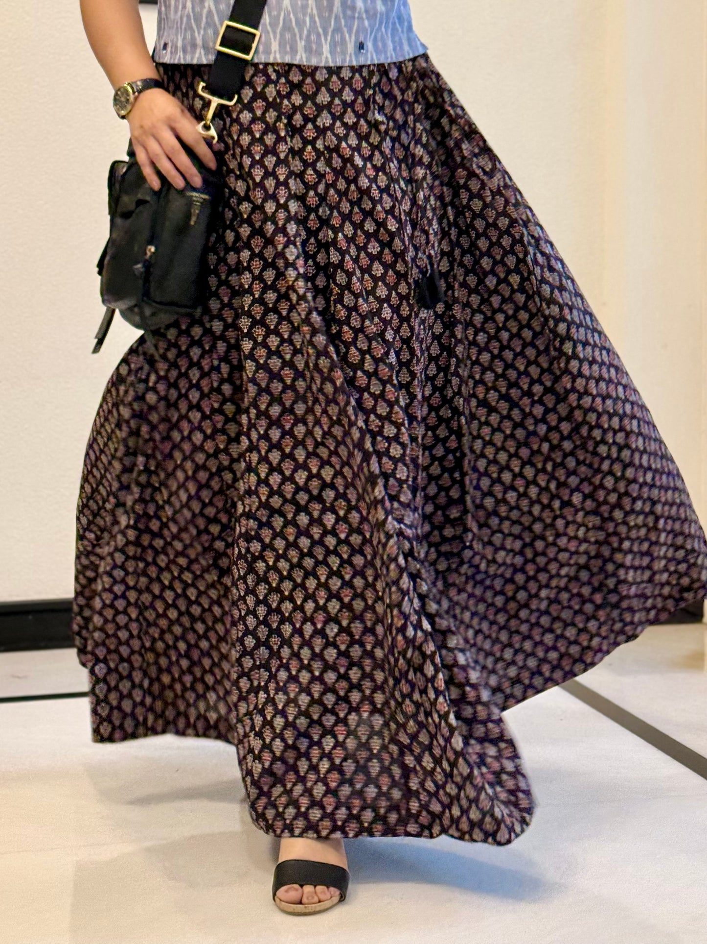 High Flare Skirt Black